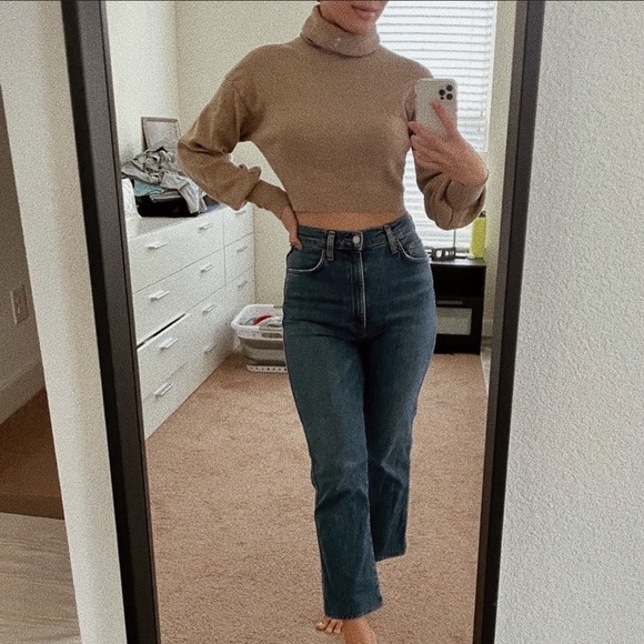 Aritzia Wilfred Rebecca Turtleneck - Picture 11 of 14